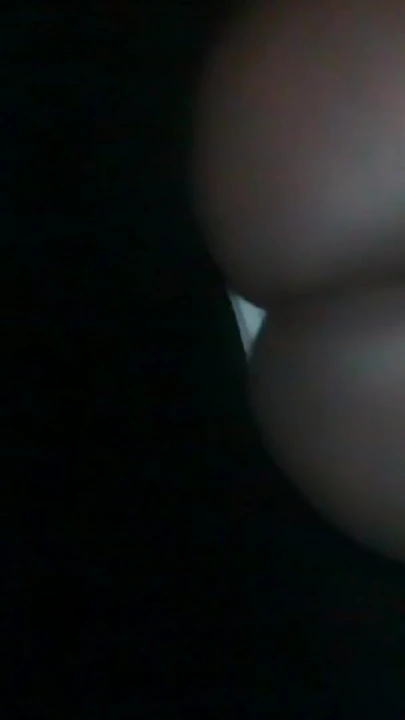 Saat yang kuat dari "Cewek ini ngentot kontolku pakai memek sempitnya"