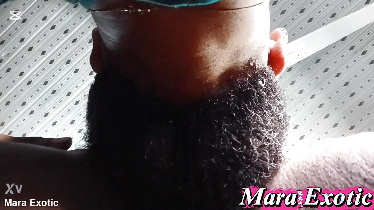 Nijeryalı model Mara Exotic şimdiye kadar gördüğüm en lezzetli amına sahip