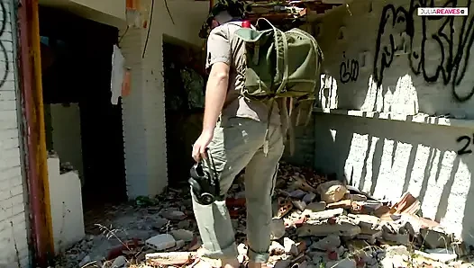 Porno scout fucks 40yo milf