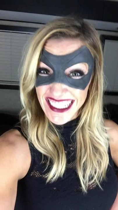 Katie Cassidy in Black Canary costume