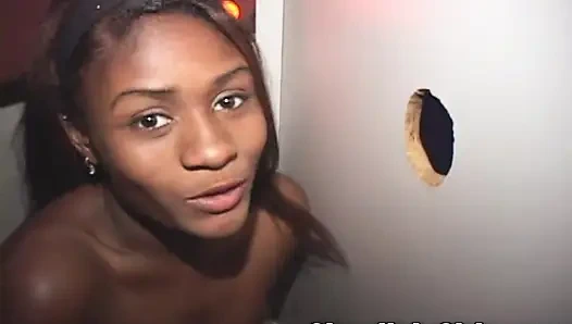 Siyah piliç yüze boşalma deliği zenci ereksiyon sakso