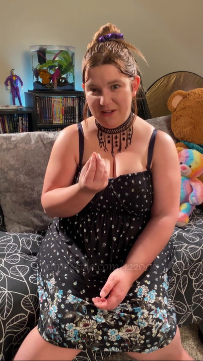 Key moment from "Marie's Edging Orgasm While Modeling and Dancing"