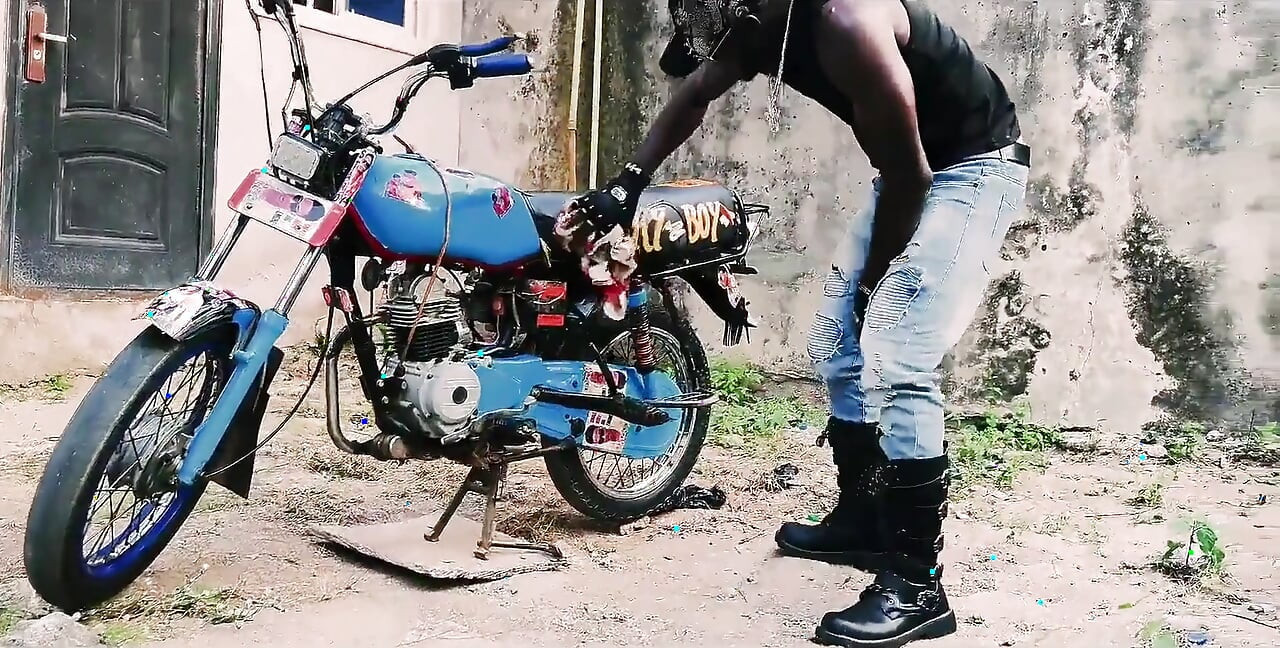 Standing Sex on a Bike - Petite Biker Gangster Fuck Her Man in Public Garage