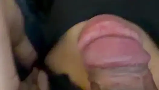 Desi Girl Sucked the Penis with Her Mouth and Took Out the Water.