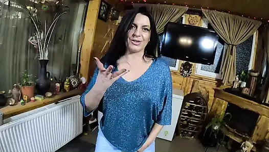 Büyük memeler, am frikik ve gırtlağına kadar alma 31 talimatı - sürtük sakso, yüz sikişi ve döl oyunu