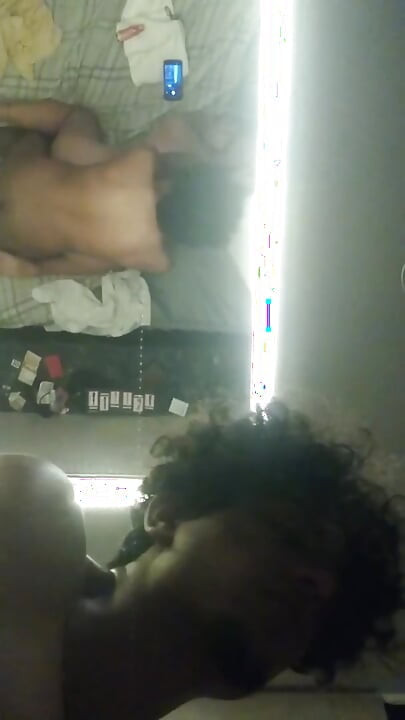 मैं इस लड़की को पार्टी से लाया था... मैं उसे बहुत जोर से चोदता हूं