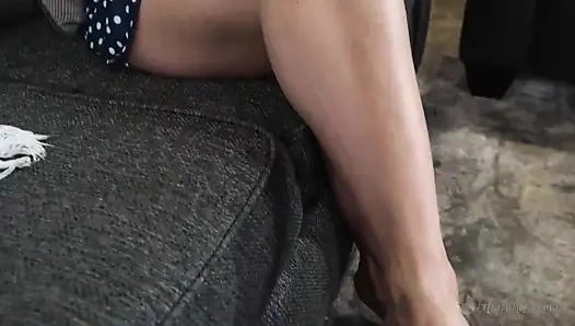 Stepmommys mädchen - die vollbusige blonde MILf cory chase verführt die stieftochter leah lee während der midlife-krise