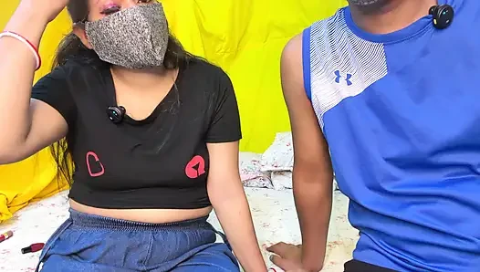 Wanita kantor menelepon pekerjanya dan menidurinya. dia mengisap kontolnya.dengan peran yang jelas.