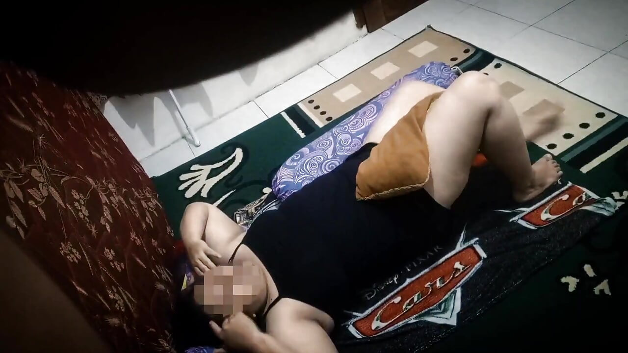 She Is Very Horny and Wants to Be Fucked