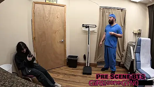 Alice roses 1. gynäkologie-untersuchung