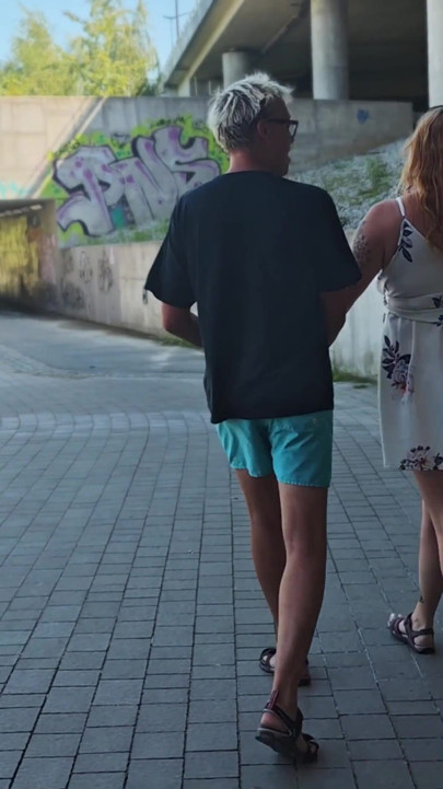 Hard Fucking in Broad Daylight on the Way From the Train Station. Blowjobs, Fucking, Cunnilingus, and More.