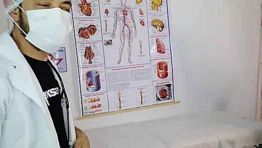 Patient seen by a gynecologist without a degree