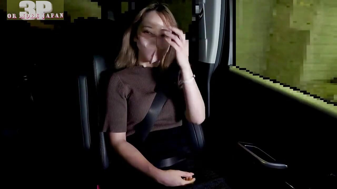 Pleasurefallen Blonde Beauty Succumbs to Intense, Warm Heat