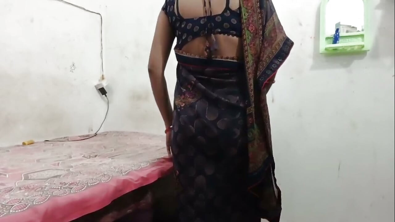 Indian desi couple doggy style bedroom sex