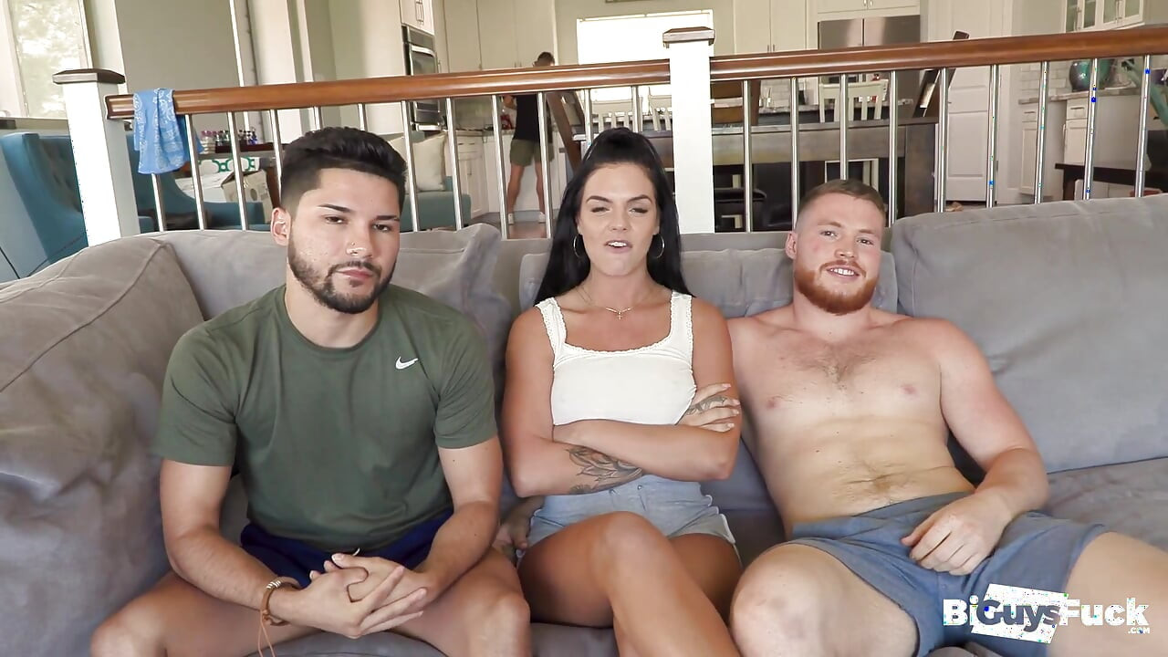 Nagyseggű vörös hajú Canelo Ment bi szexuális flip baszás