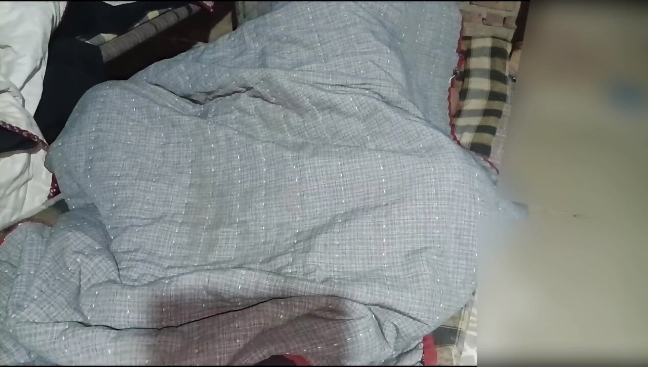 Bhabhi ko devar ne first time raat ko akele me chudai ki full time chudai ki indian desi village desi bhabhi