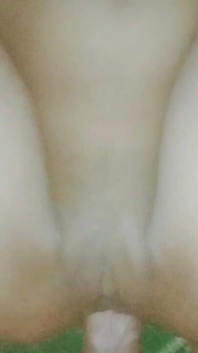 제가 한밤중에 두 사람이 같은 방에 있었고, 그들은 여전히 한밤중이었어요