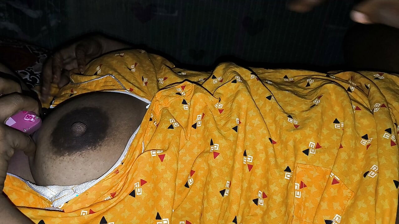 Devar tentando a buceta da virgem indiana pela primeira vez para foder