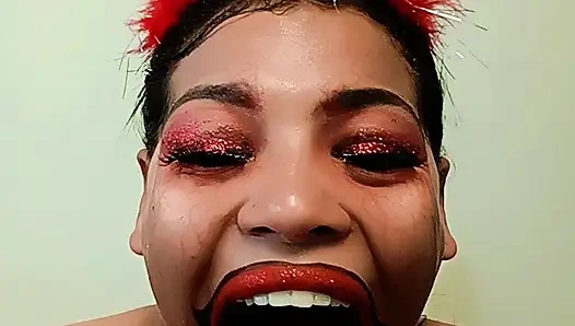 Devil yawns dengan luar biasa