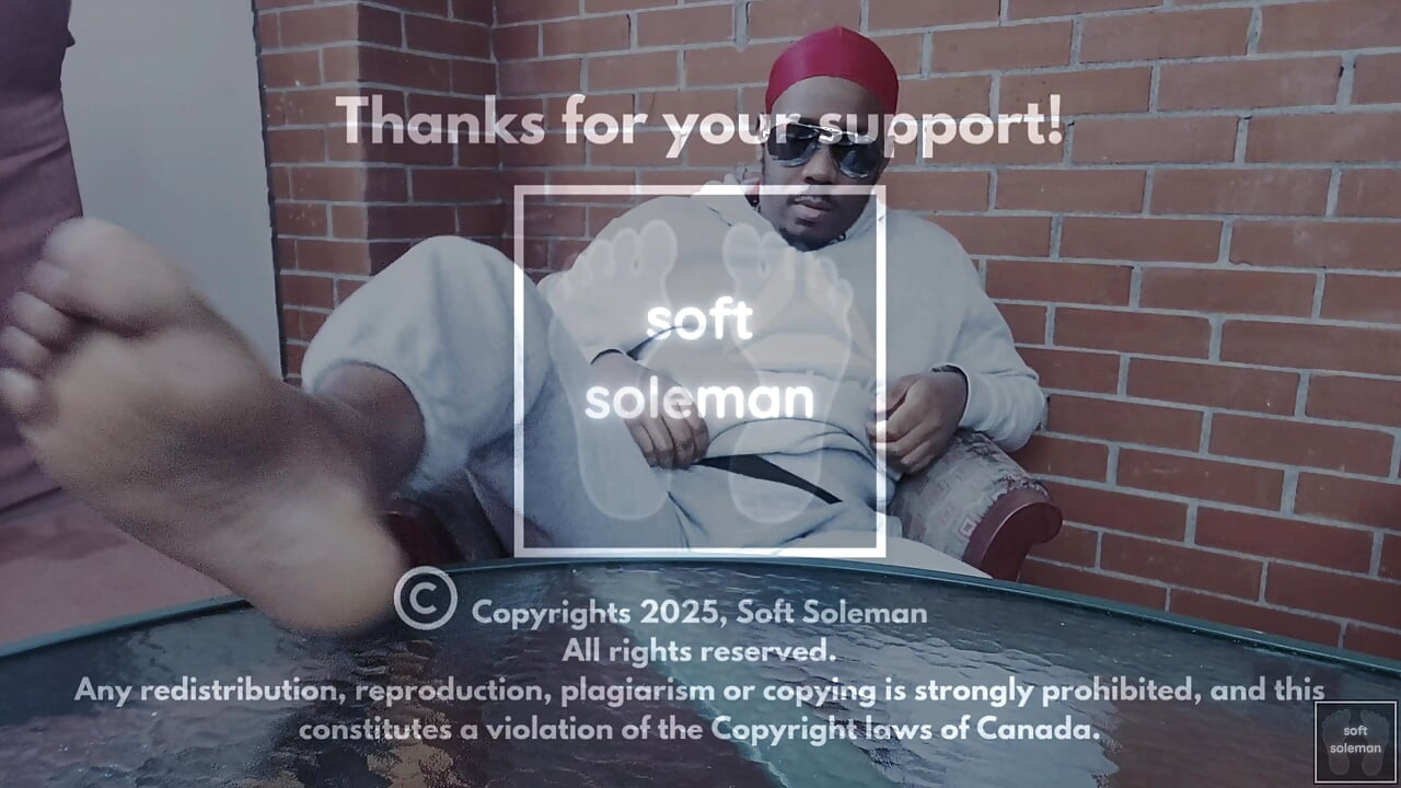 Dodirujem se i pokazujem stopala (2025)