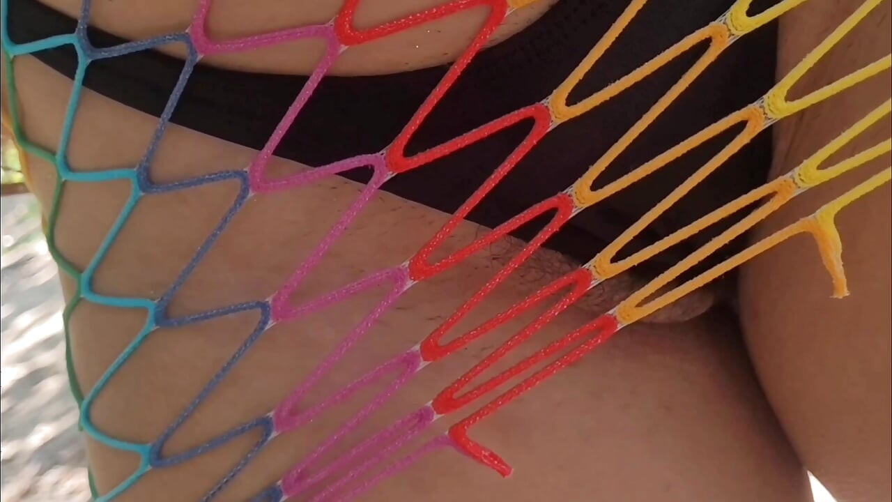 Exhibitionistische ehefrau mit cameltoe