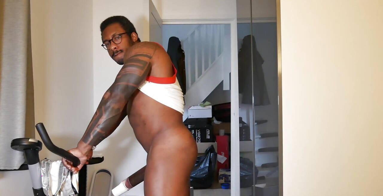 Week 2 of Pumping My Cock See How Big We Can Get It. Links Wish List Amazon!!