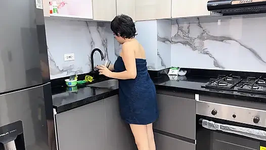 I Order a Delivery, but I Like the Delivery Mans Huge and Delicious Cock Better, so I Ask Him to Stick It in Me