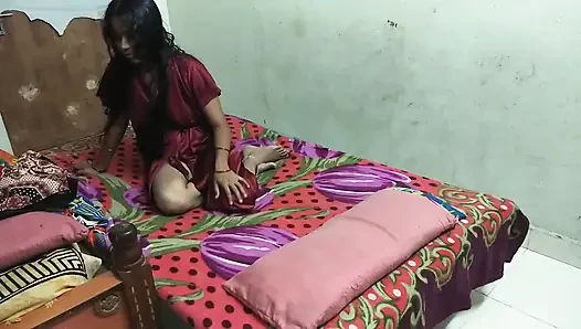 Real Indian Village Telugu Bhabhi Fucked Before Going to Bed