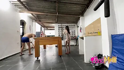 Играю ради задницы