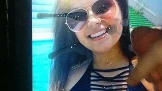 Dicke Sperma-Hommage für heiße mexikanische Bikini-Schlampe