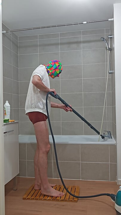 Estoy terminando la limpieza a vapor de la bañera (episodio 3)