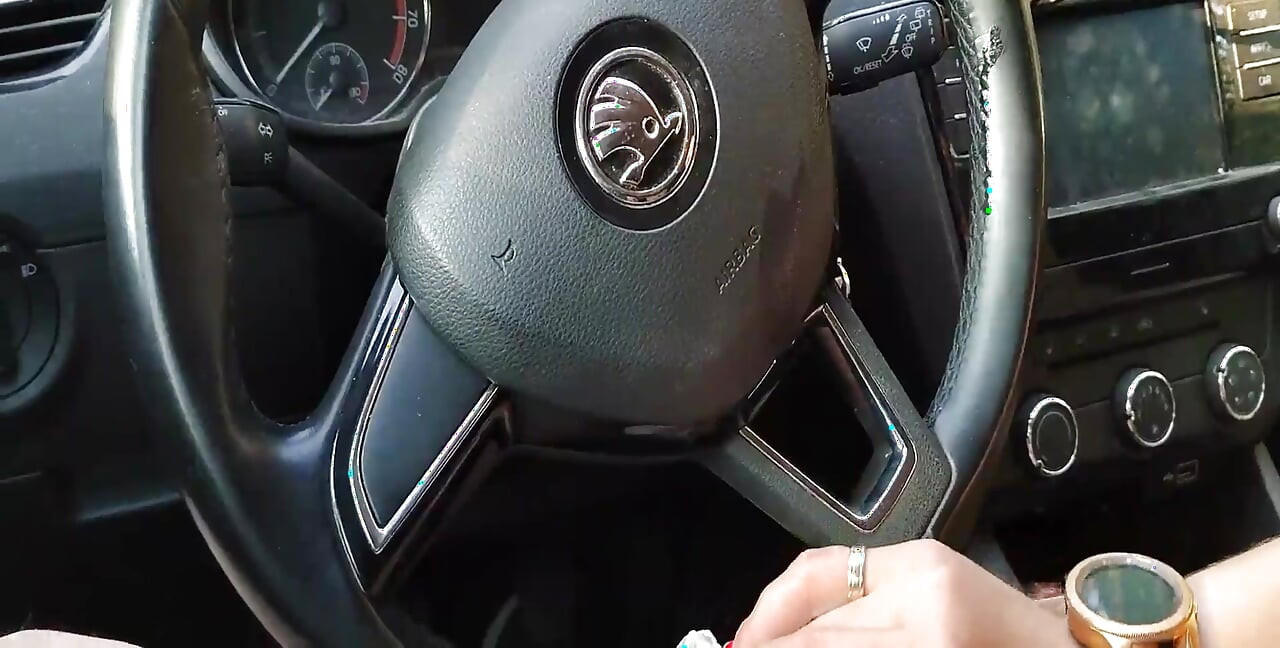 Car Adventure with Beautiful Girl. Almost Caught by the Neighborhood While She Sucking. Cum Over Himself.