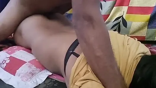 Desi bengali bhabhi ASS fuck boy freind
