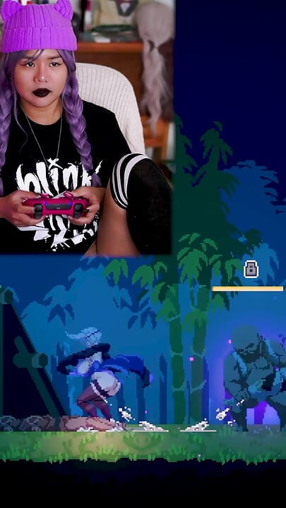 CUTE GAMER GIRL PLAYS KUNOICHI