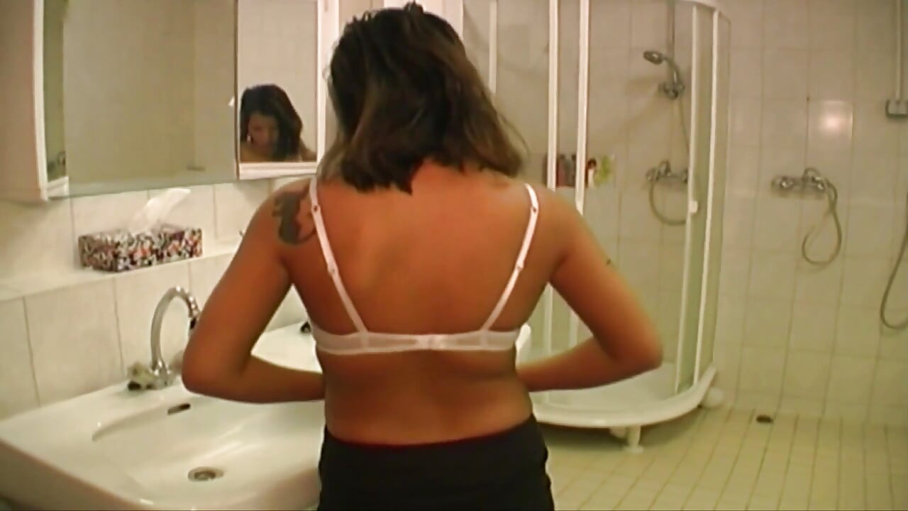 Moj seksi doktor brine se za mene dobrim pušenjem