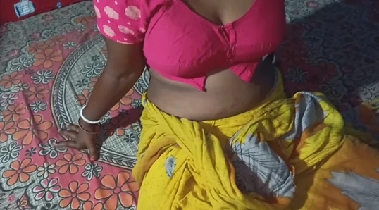 Pareja india del pueblo bangali folló anal con chica india