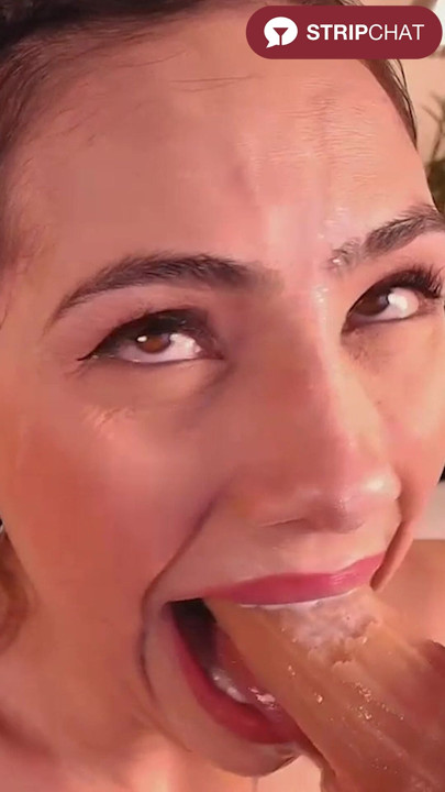 Hot Brunette Gives Messy Deepthroat and Gagging Blowjob - Mia_gag_