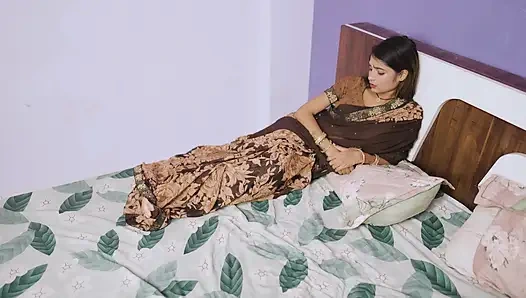 Sexy bhabhi devar ne flating karke pata liya uske baad puri raat kiya sex