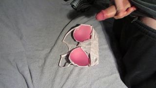 Cum in used bra