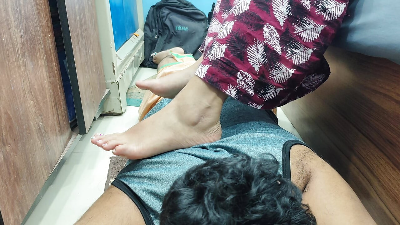 Goyangan pantat dan tubuh belakang