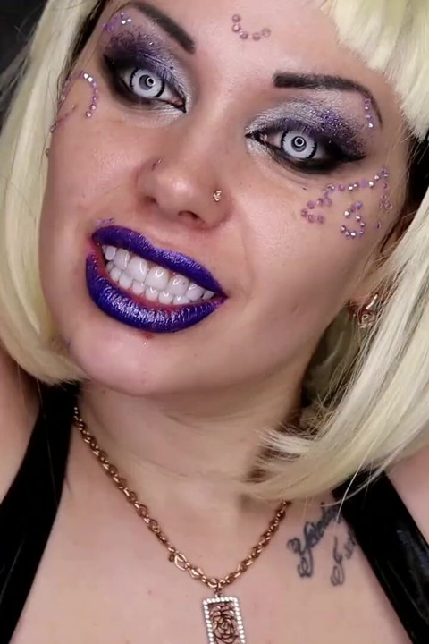 Giantess Drooling and Cumming Before Eating You Alive