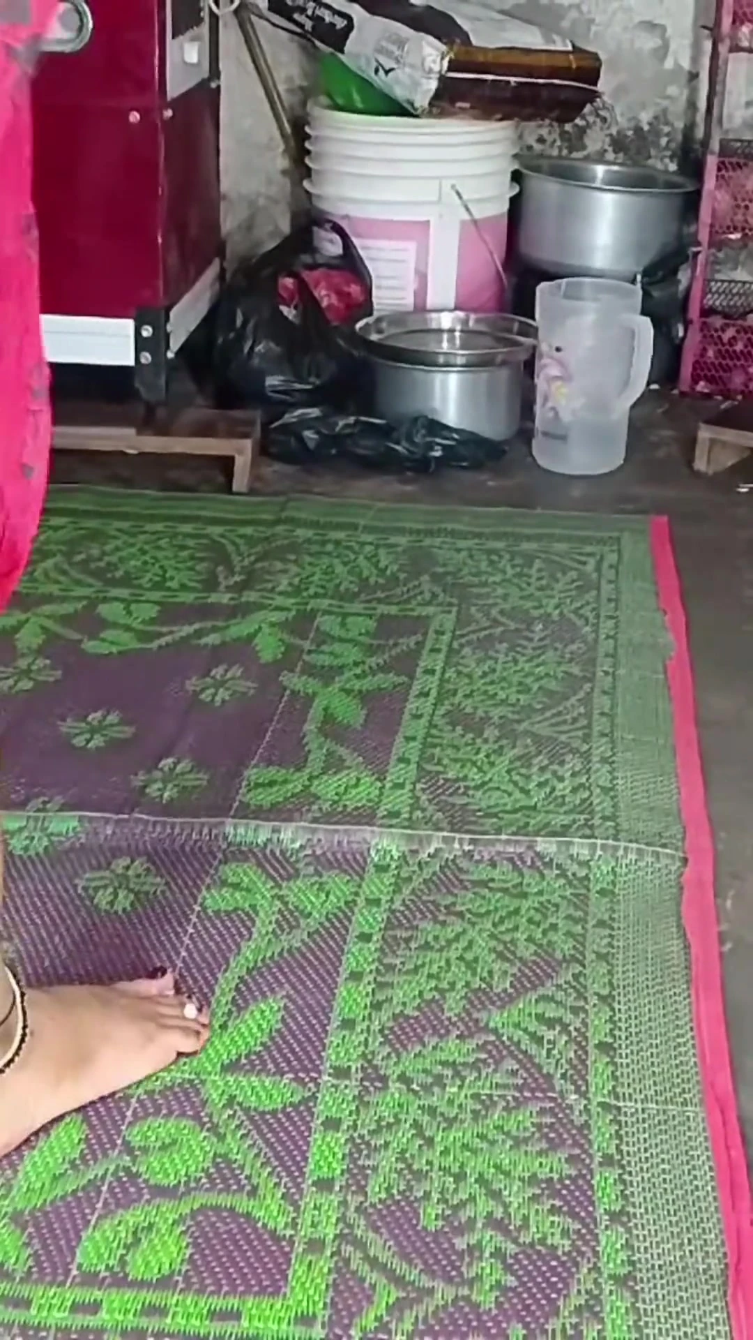İlk kez anal sikişiyor, ilk kez göt sikişi domaltmalı hintçe ses