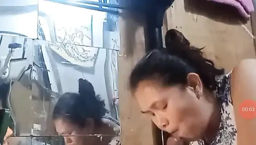 Aku pengen banget nyepong kontolku