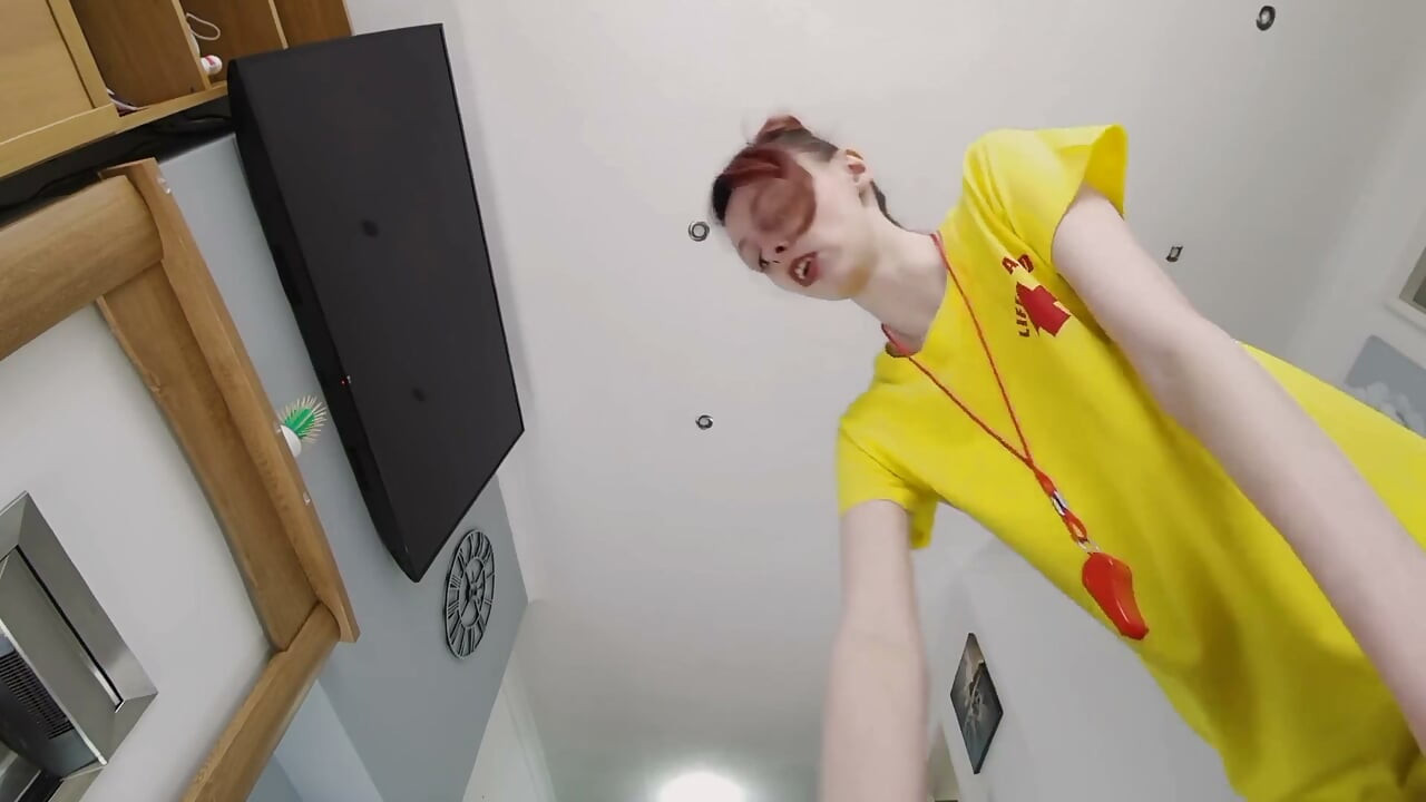 Darkminxx - Facesitting Lifeguard
