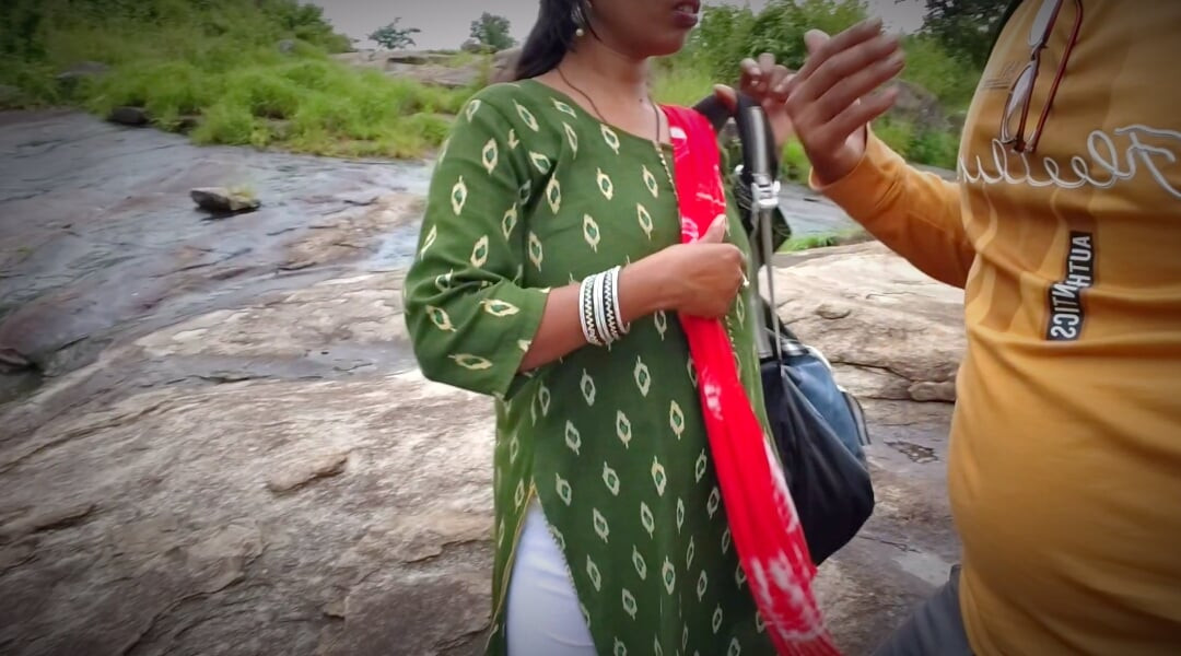 College girl came to roam with your boyfriend - told the family to go to college - Outdoor Forest Village Bhabhi Sex Full Night.