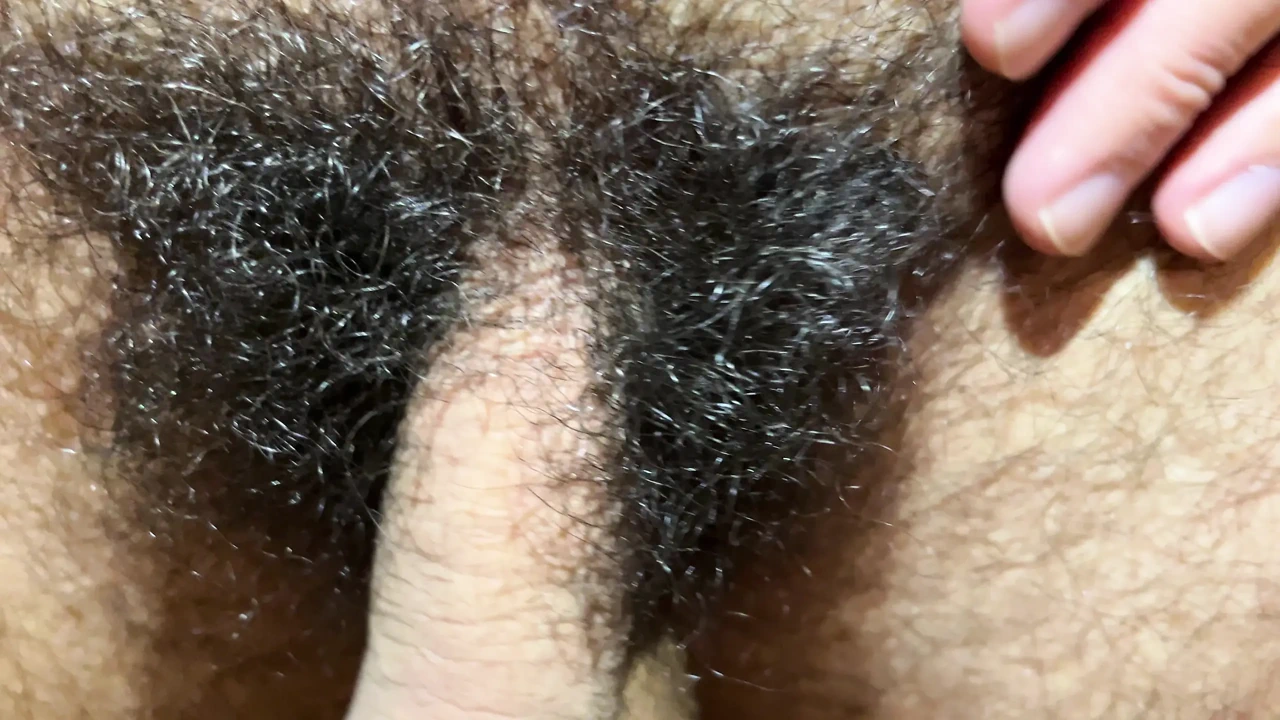 Earl Smile – Extreme Body Hair Focus and Raw Masculine Energy