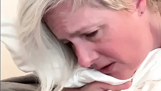 Geile MILF kann einem guten ficken nicht widerstehen