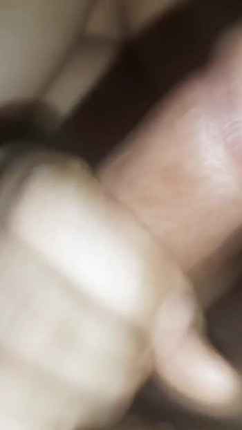难忘的时刻来自“印度热青少年与新继父tapa tap的重口味性爱，我操了一个苗条的女孩很长一段时间，她”