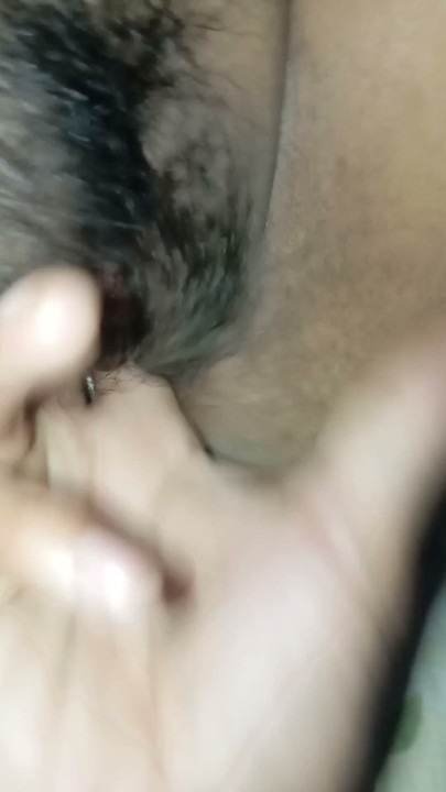 義理の妹のオナニー自撮り動画 | クリップ 1