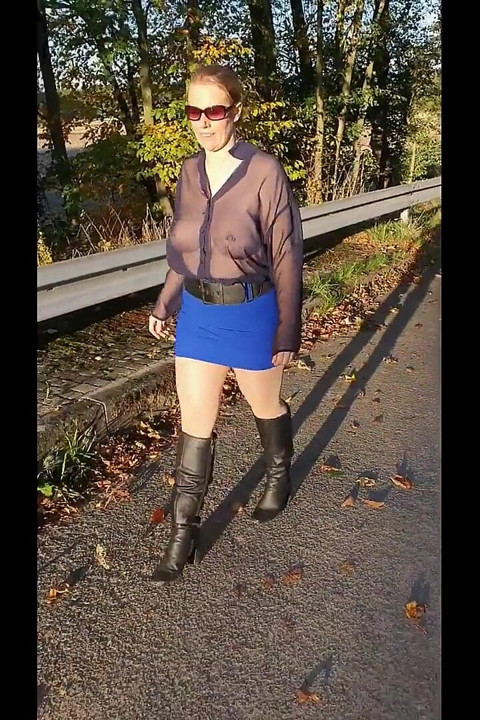 Frivolous Walk Ended with Blowjob